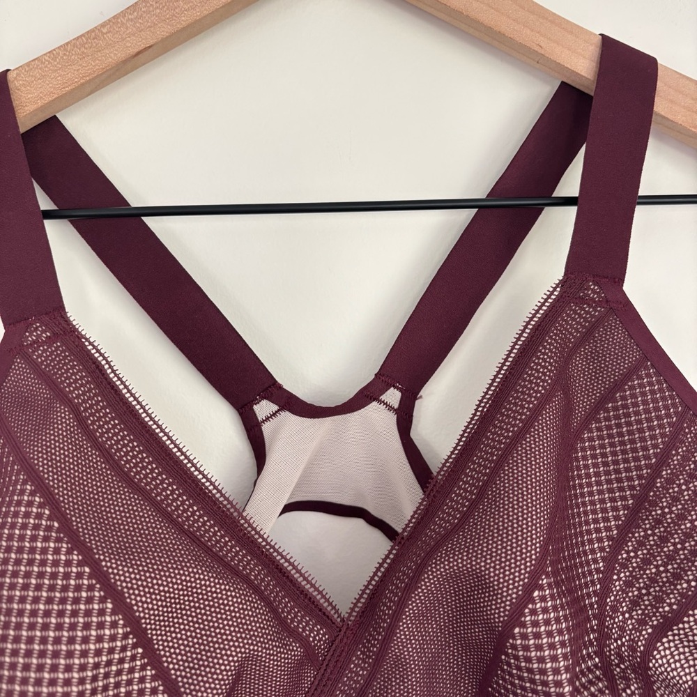 Lululemon Awake to Lace Bra 34E in Garnet Red and Beige - Picture 5 of 10